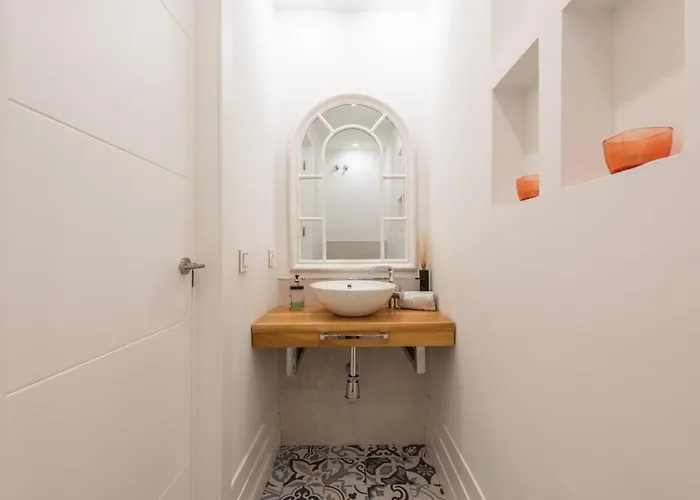 Belvederes A Spacious And Luxury דירה *