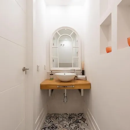 Belvederes A Spacious And Luxury Апартаменти *
