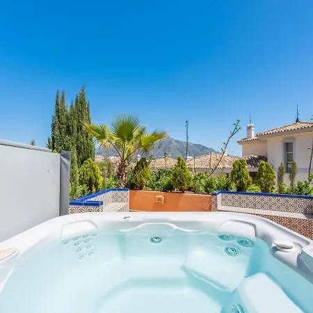 Belvederes A Spacious And Luxury Lejlighed