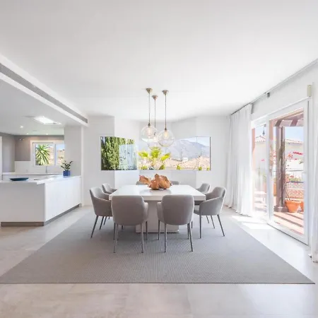 Belvederes A Spacious And Luxury Апартаменты Марбелья